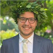 Sono uno studente magistrale laureato in Storia a Ca'Foscari, disponibile per ripetizioni a studenti di scuole medie e superiori